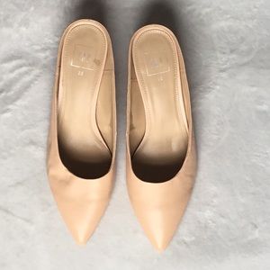 Gap Mules - Cream colored - Size 10.